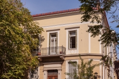 Plaka Building