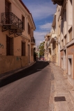 Tripodon street