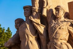 Revolutionary statues