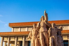 Revolutionary statues