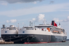 Queen Mary 2