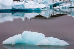 Iceberg drifiting on Jökulsárlón, Vatnajökull National Park