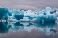 Ice formation on Jökulsárlón glacial lagoon