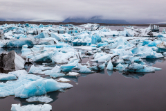 Scattered icebergs, Jökulsárlón