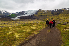 Hiking towards Falljökull