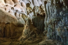 Hang Sung Sot Cave, Ha Long Bay