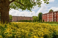 Peninsula Square, Winchester