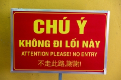 Tran Quoc Pagoda sign