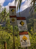 Kalalau Trail warning signs
