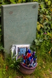 Douglas Adams grave