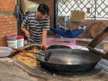 Preparing to make popped rice