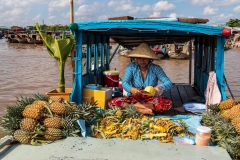 Cai Rang floating market