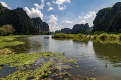 River and limestone, Tam Coc