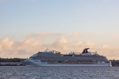 Carnival Breeze, Southampton Water