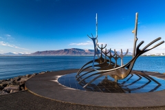 Sólfar - The Sun Voyager in its harbourfront setting